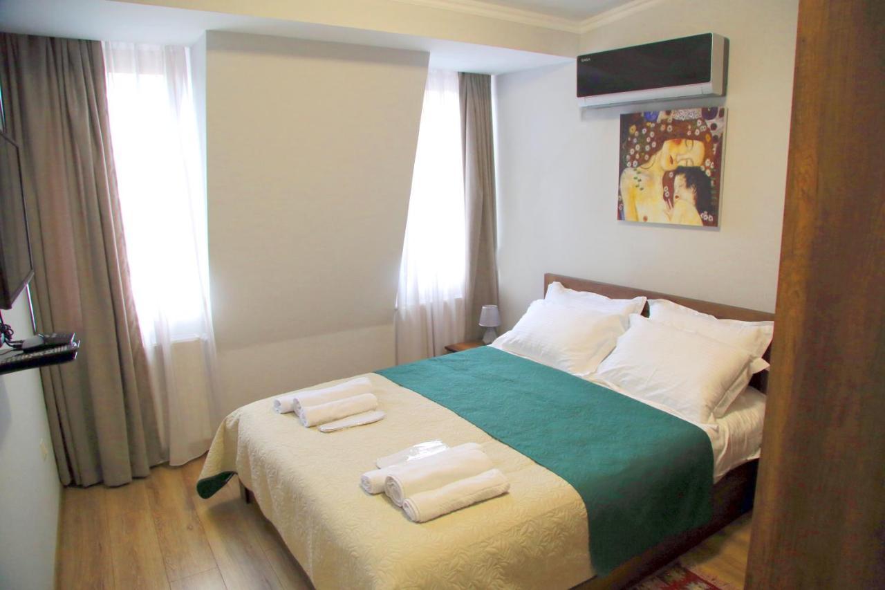 Family Apartments Tiflis Dış mekan fotoğraf