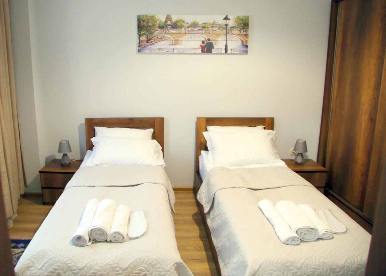 Family Apartments Tiflis Dış mekan fotoğraf